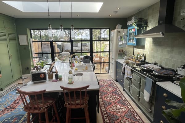 House sit in Willesden, United Kingdom