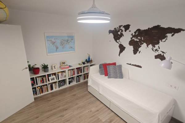 House sit in Valencia, Spain