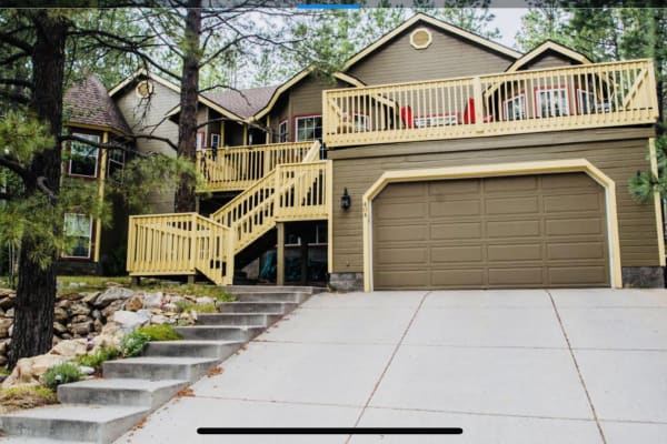 House sit in Flagstaff, AZ, US