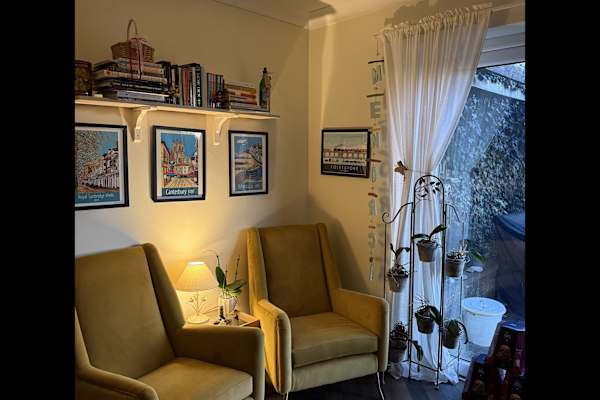 House sit in Aldington, United Kingdom