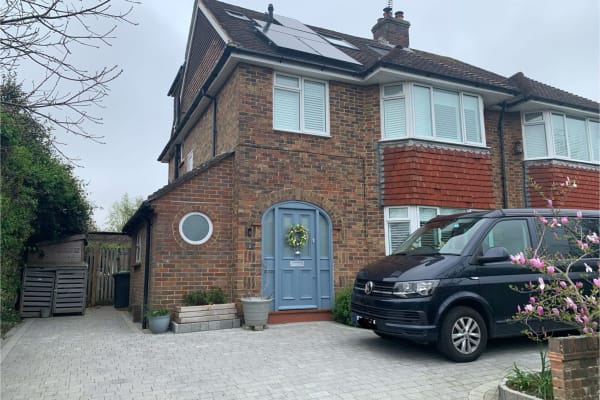 House sit in Haywards Heath, United Kingdom