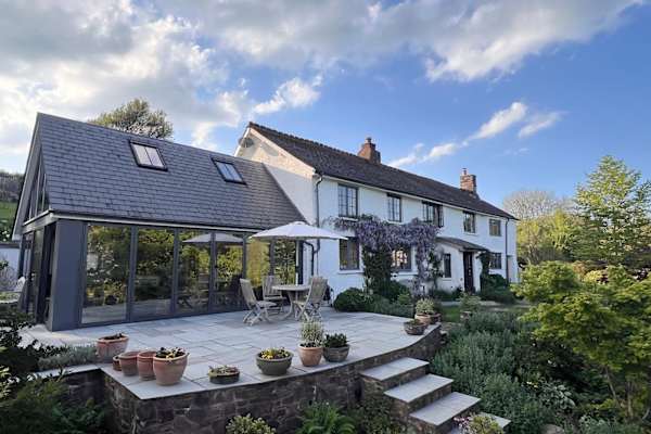 House sit in Crediton, United Kingdom