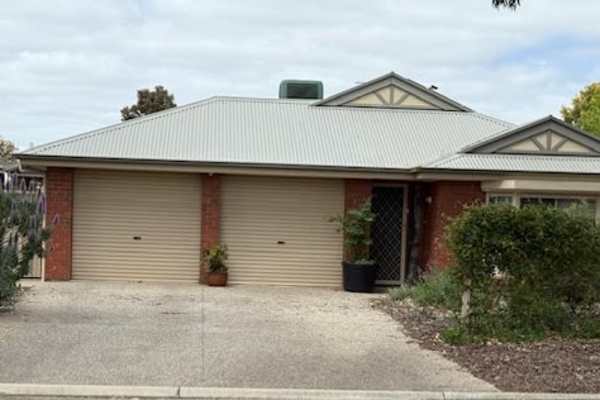 House sit in Strathalbyn, SA, Australia