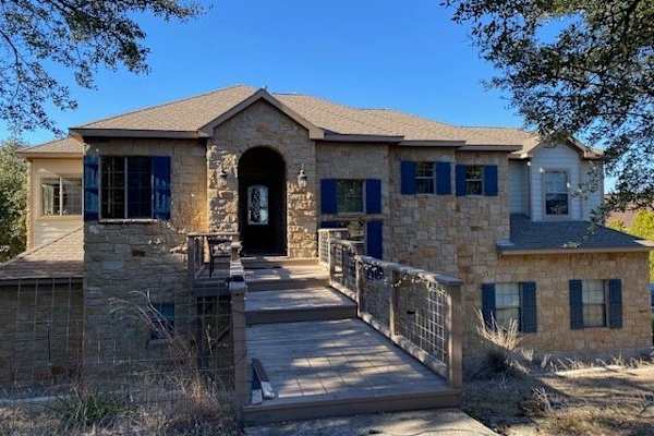 House sit in Austin, TX, US