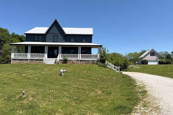 House sit in Shelbyville, KY, US