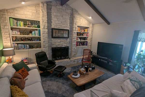 House sit in Austin, TX, US