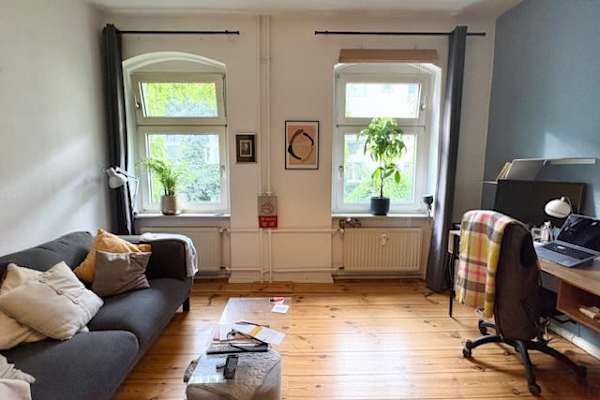 House sit in Berlin, Germany