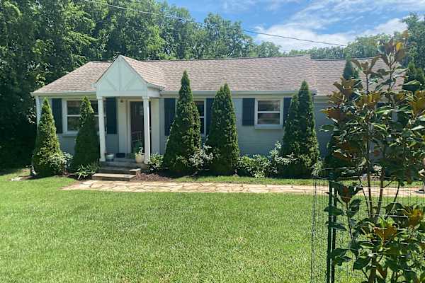 House sit in Nashville, TN, US