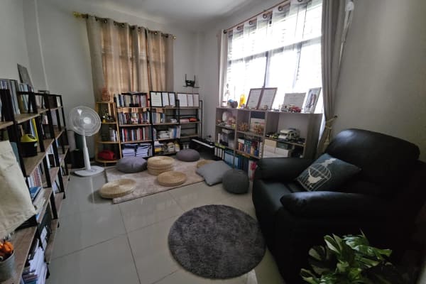 House sit in Chiang Mai, Thailand