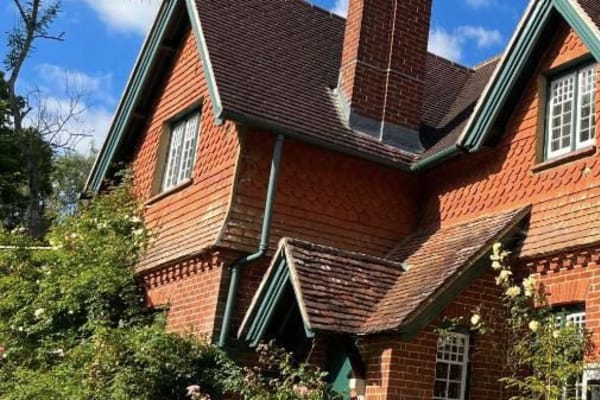 House sit in Midhurst, United Kingdom