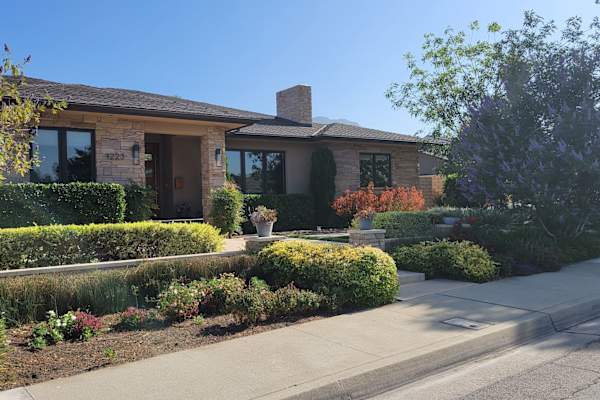 House sit in Glendora, CA, US