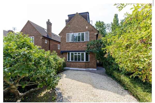 House sit in Ruislip, United Kingdom