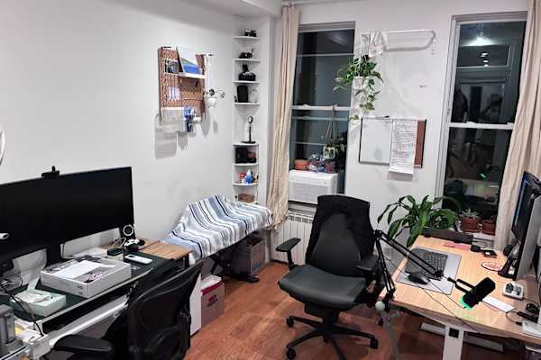 House sit in Brooklyn, NY, US