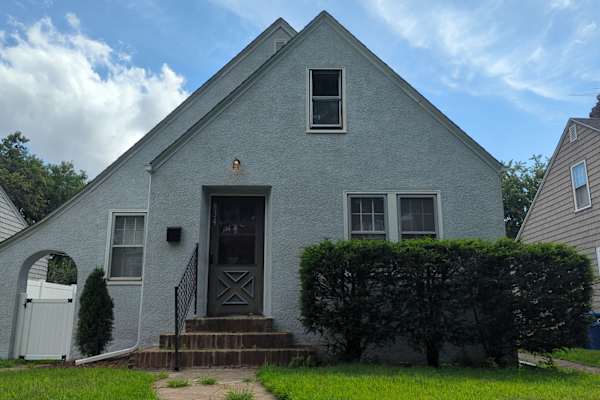 House sit in Saint Paul, MN, US