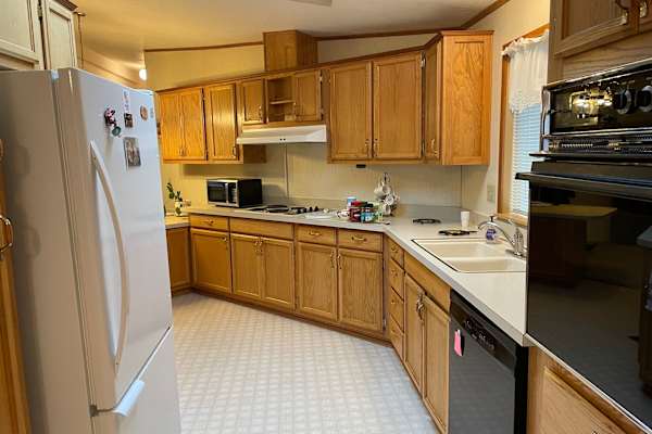 House sit in Dallas, OR, US