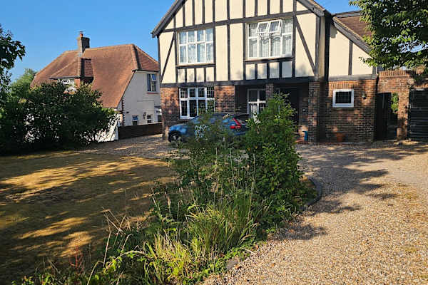 House sit in Worthing, United Kingdom