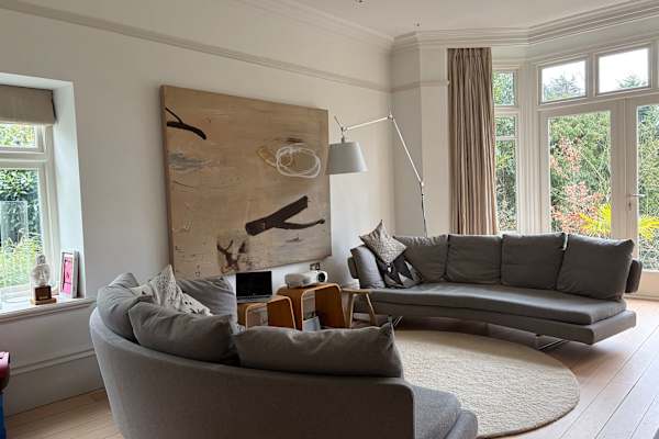 House sit in Sheffield, United Kingdom