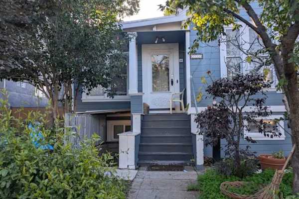 House sit in Palo Alto, CA, US