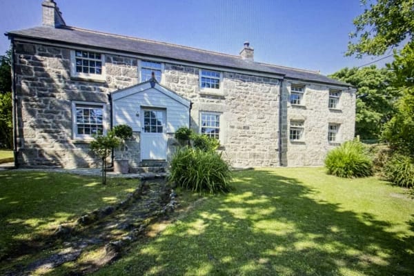 House sit in Penzance, United Kingdom