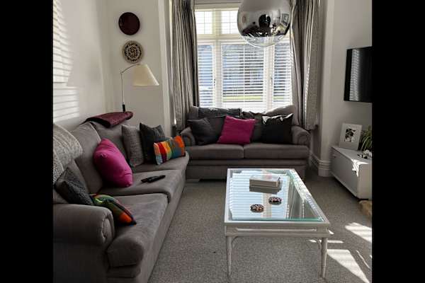 House sit in Stratford-upon-Avon, United Kingdom