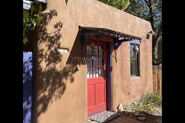 House sit in Santa Fe, NM, US