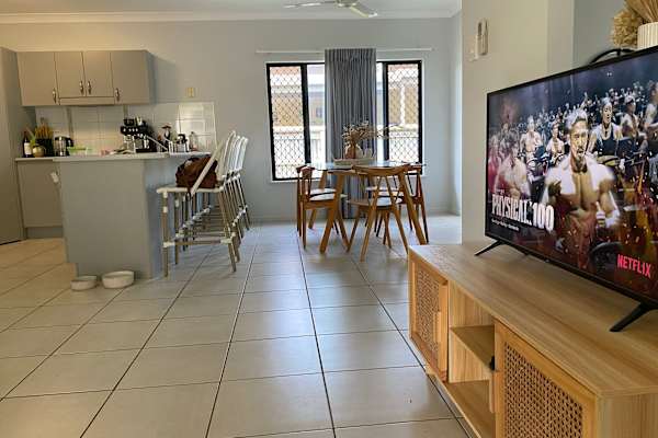 House sit in Townsville, QLD, Australia