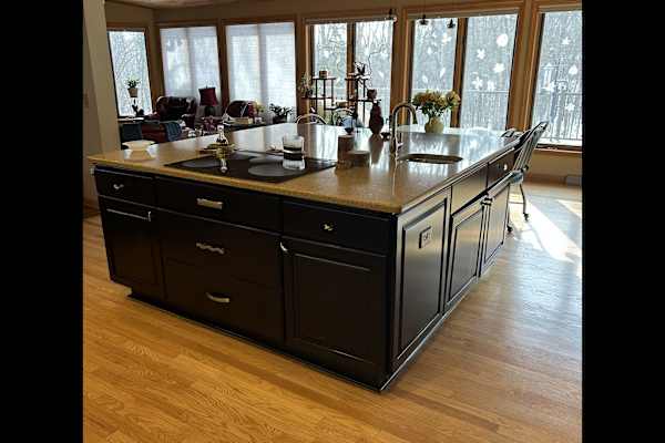 House sit in Waukesha, WI, US