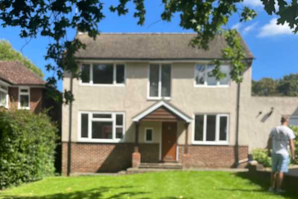 House sit in Oxted, United Kingdom