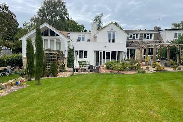 House sit in Charlbury, United Kingdom