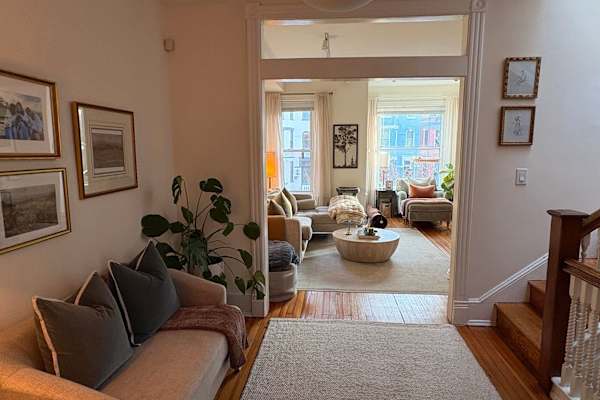 House sit in Adams Morgan, Washington, D.C., US