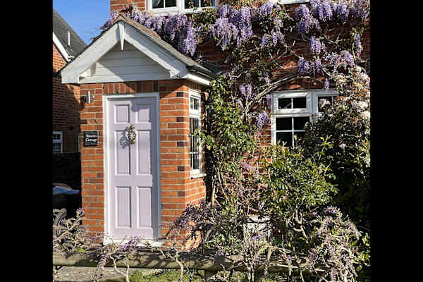 House sit in Henley on Thames, United Kingdom