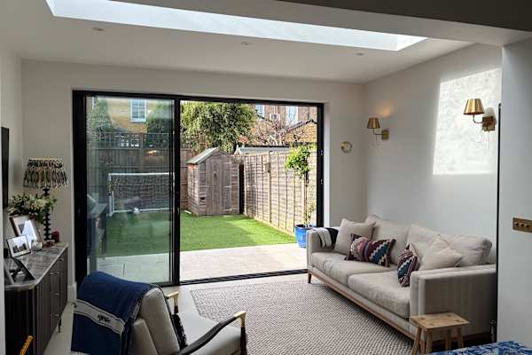 House sit in London, United Kingdom