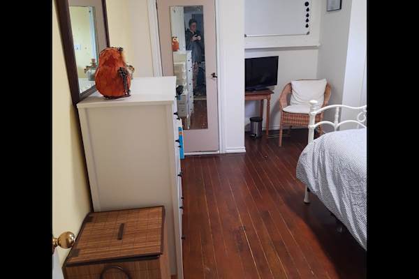 House sit in Powell River, BC, Canada