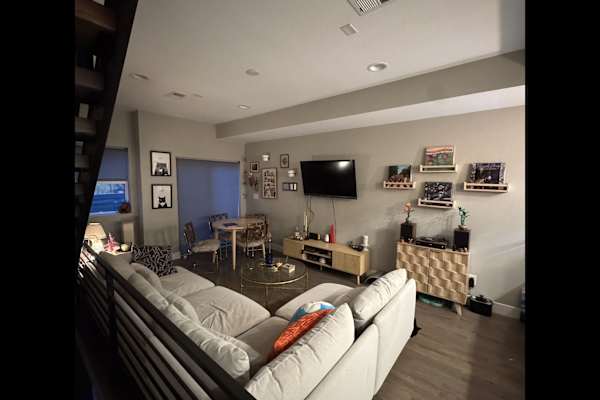 House sit in Denver, CO, US