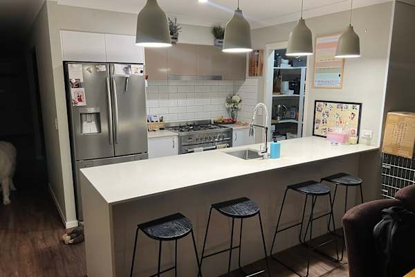 House sit in Wamuran, QLD, Australia