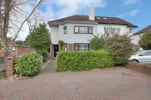 House sit in Goring-by-Sea, United Kingdom