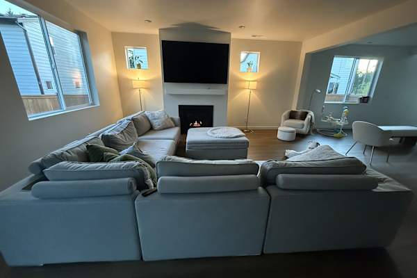 House sit in Covington, WA, US