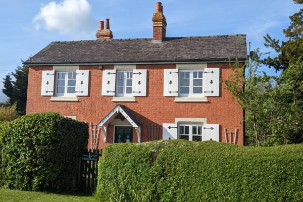 House sit in Ledbury, United Kingdom