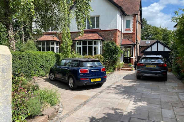 House sit in Altrincham, United Kingdom