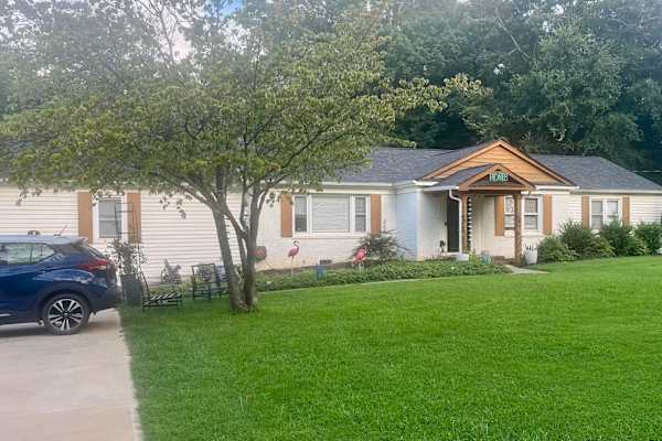 House sit in Charlotte, NC, US