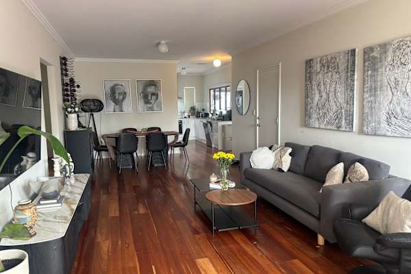 House sit in Perth, WA, Australia