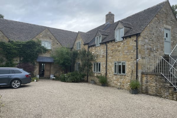 House sit in Stow on the Wold, United Kingdom