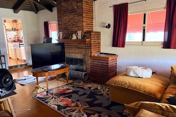 House sit in Long Beach, CA, US
