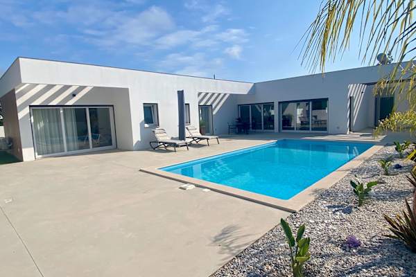 House sit in Óbidos, Portugal