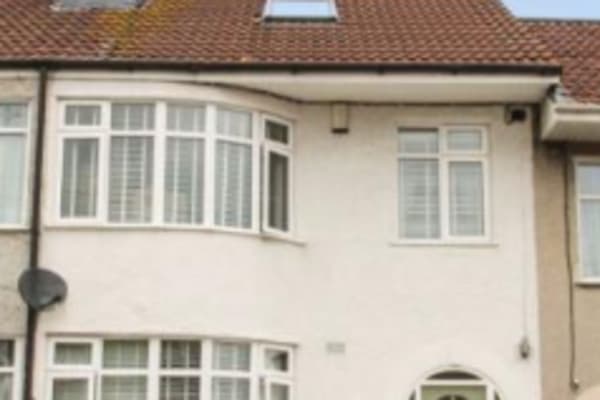 House sit in Kingswood, United Kingdom