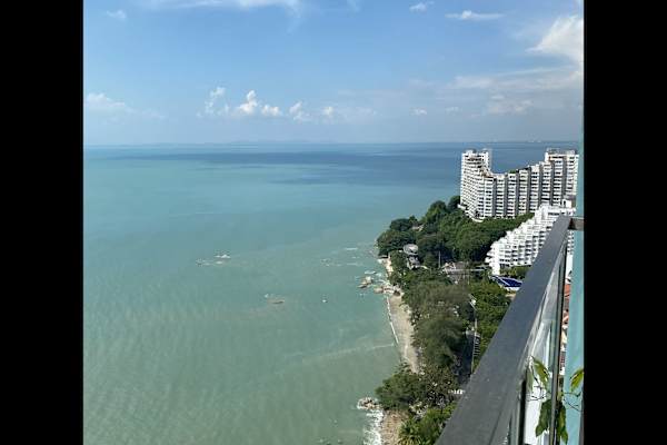 House sit in Tanjung Bungah, Malaysia