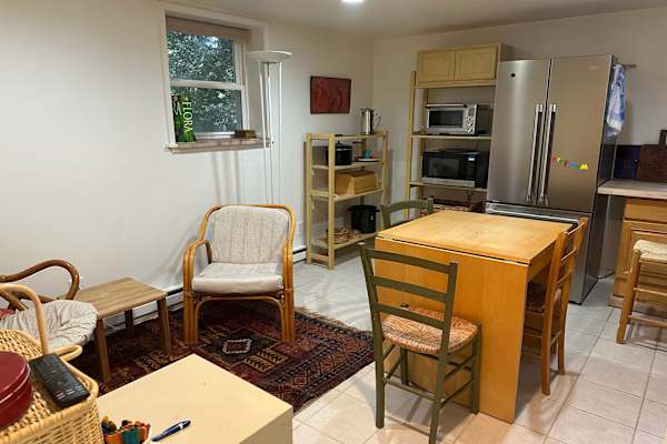 House sit in West Seattle, WA, US