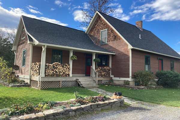 House sit in Vergennes, VT, US