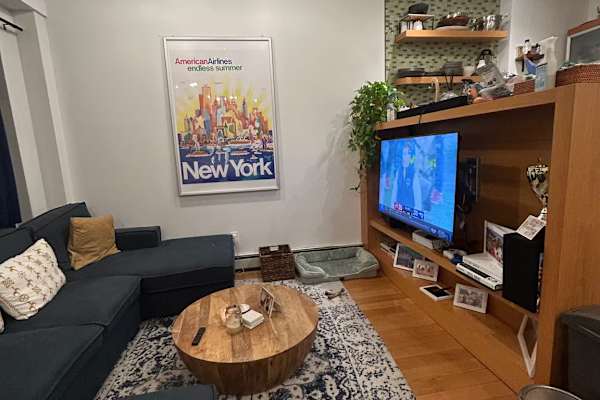 House sit in Brooklyn, NY, US