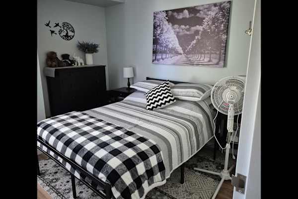 House sit in Burnaby, BC, Canada